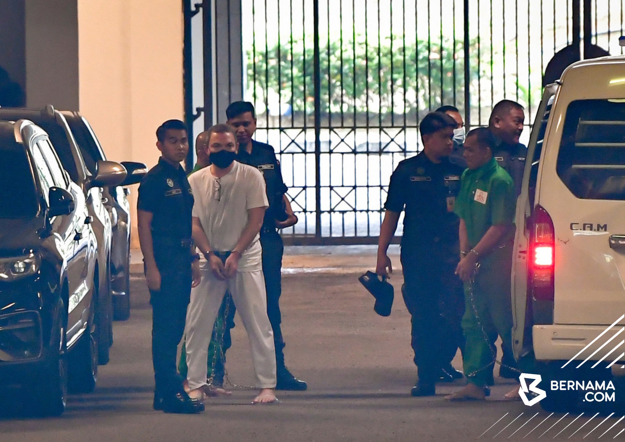 Penyanyi Yasin bebas: Mahkamah Rayuan batalkan hukuman penjara, sebatan