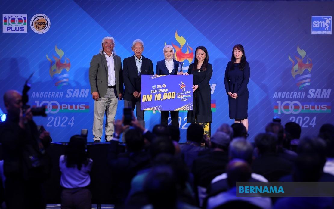 Farah Ain Atlet Terbaik, Bonnie Atlet Para Terbaik Anugerah SAM-100 PLUS 2024