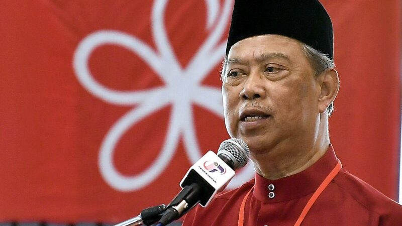 Bersatu calonkan Muhyiddin PM ke-11, beliau tegaskan Hamzah kekal sahabat karib