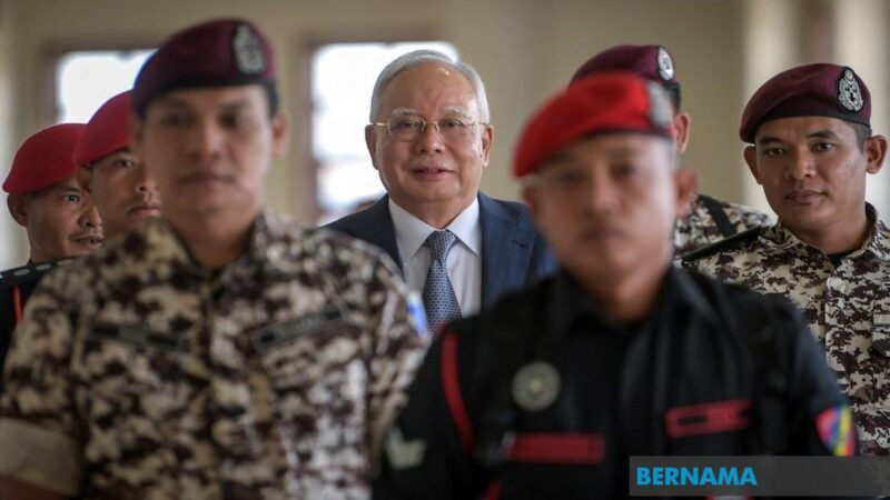 Najib kekal di penjara: Mahkamah putuskan Titah Adendum tidak sah