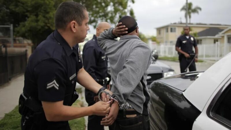 Lelaki ditahan susulan perbuatan tidak senonoh ‘londeh seluar’ semasa seminar pelajar sekolah