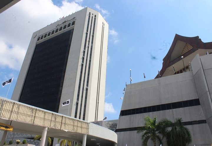 Arah GLC ambil anak bekerja, Exco Terengganu didakwa esok