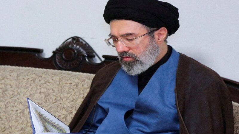 Iran umum Mojtaba Khamenei sebagai Pemimpin Agung baharu, ganti bapanya