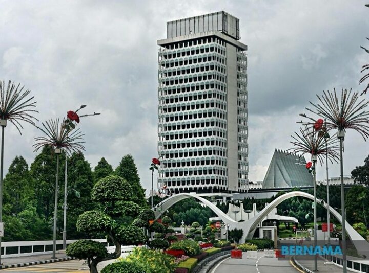 Selepas gagal, kerajaan akan bentang semula RUU had tempoh PM di sesi Parlimen Jun