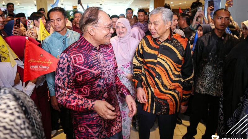 “Hubungan BN, PH peringkat persekutuan sangat-sangat baik” – Zahid